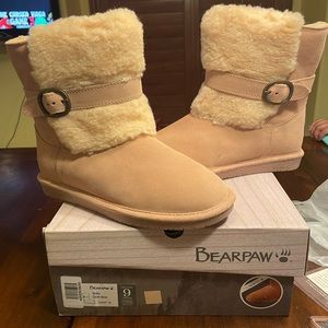 Bearpaw Millie Blush Width:M Size 9